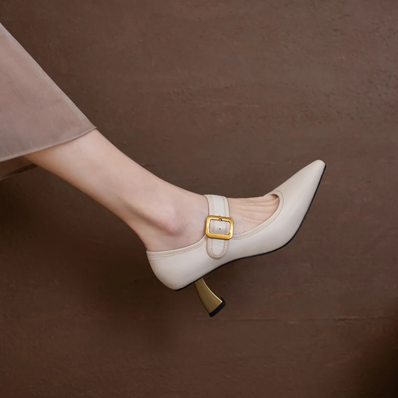 

QUTAA 2021 Thick Heels Pointed Toe Buckle Women Shoes Spring Autumn Microfiber Basic Fashion Female Pumps Size 34-40