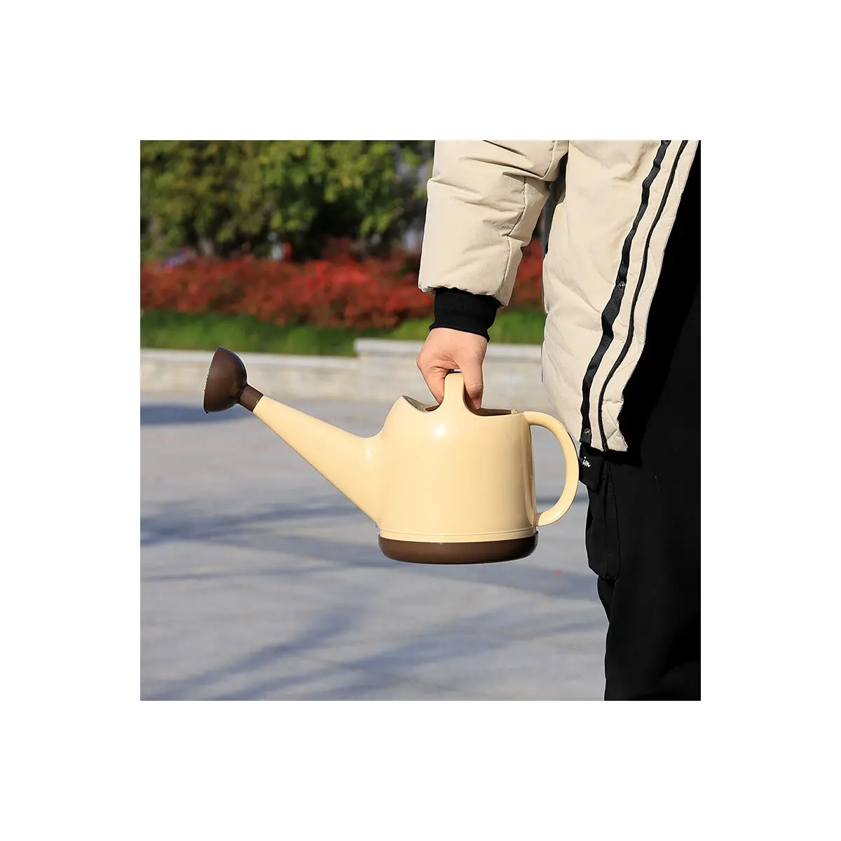 

Large-capacity Household Long-spout Shower Pot Gardening Tools and Equipment