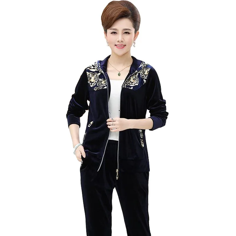 Брючный костюм женский из бархата с капюшоном и принтом|female set|two setsuit suit |