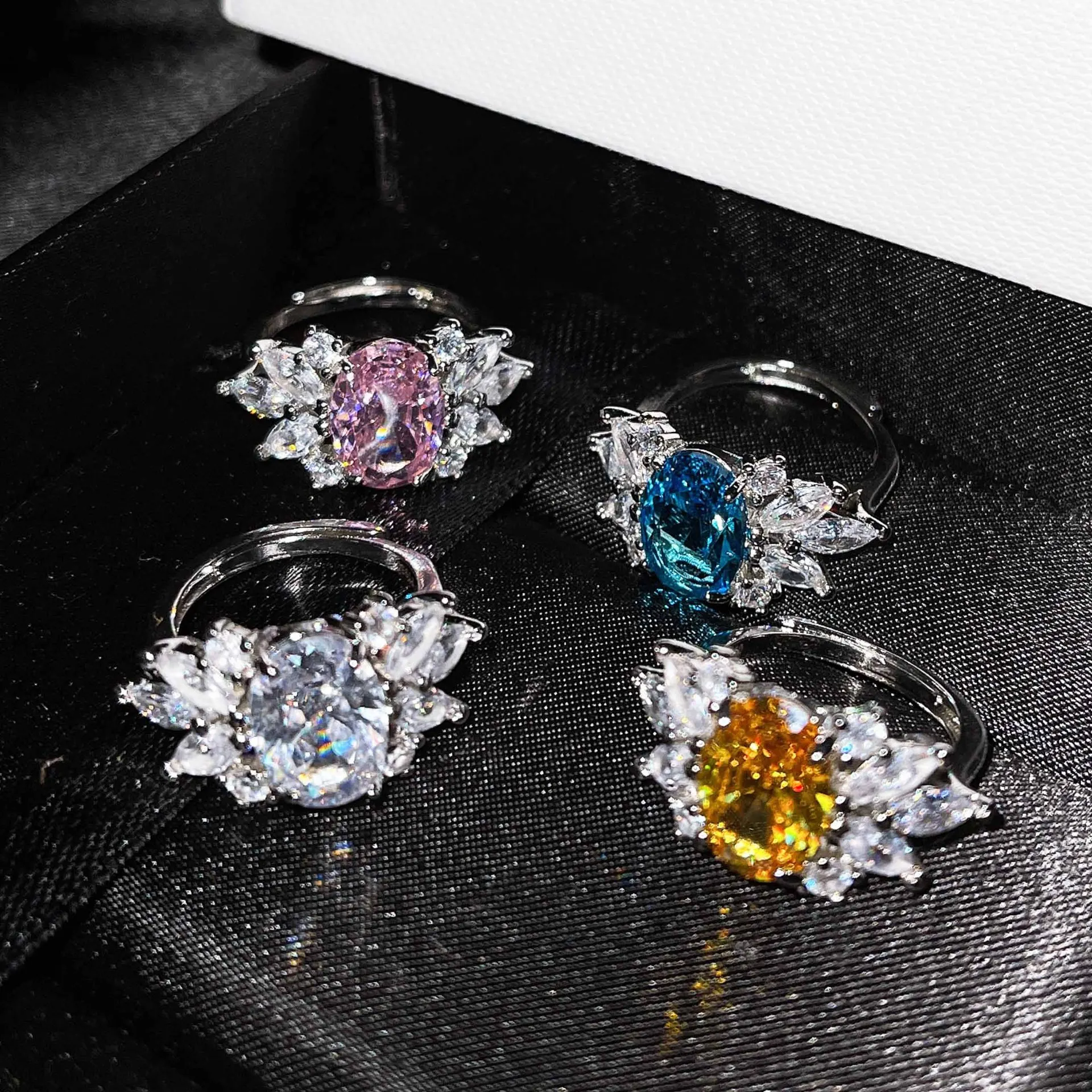 

Уникальное ручное изготовление, новое серебряное инкрустированное цитрином, геометрическое Открытое кольцо, аксессуары для свадебвечерние НКИ, сверкающее очаровательное женское ювелирное изделие