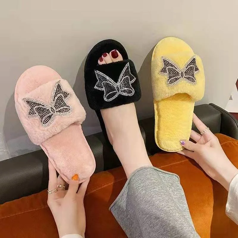 

Women Fluffy Slippers Rhinestone Furry Slides Faux Fur Flip Flops Winter Female Flats Plush Indoor Slippers Luxury Designer Shoe