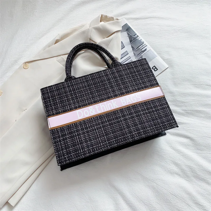 

2021 New Fashion Handbag Casual Simple Female Bag Women's Shoulder Bag Purses and Handbags Women Bag