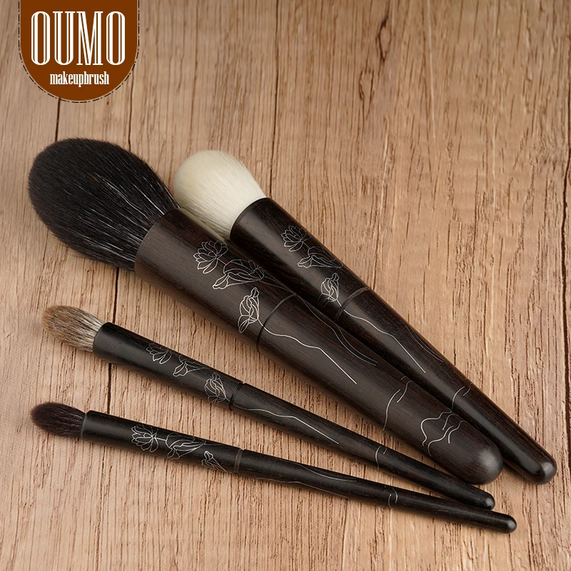 OUMOMAKEUPBRUSH-Powder brush Black Fox with XGF Goat hair Ebony handle Copper tube |