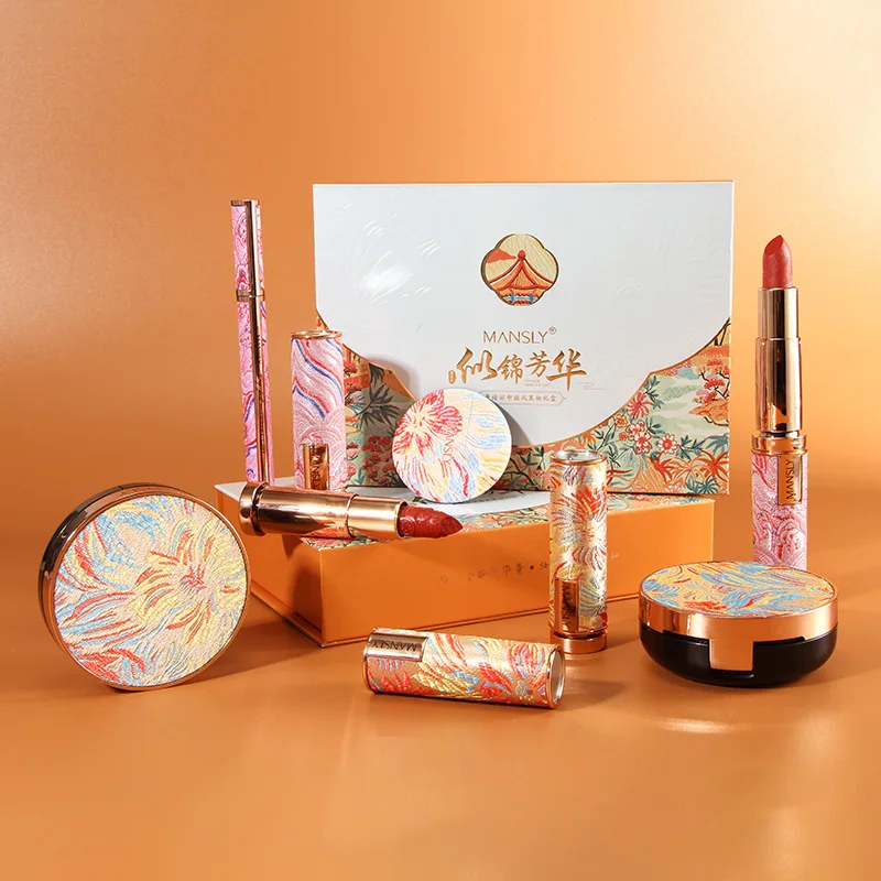 

NEW Cosmetic Makeup Set Air Cushion Finishing Powder Face Powder Pearly Lustre Eyeliner Non-Stick Cup 2PC Lipstick Kit
