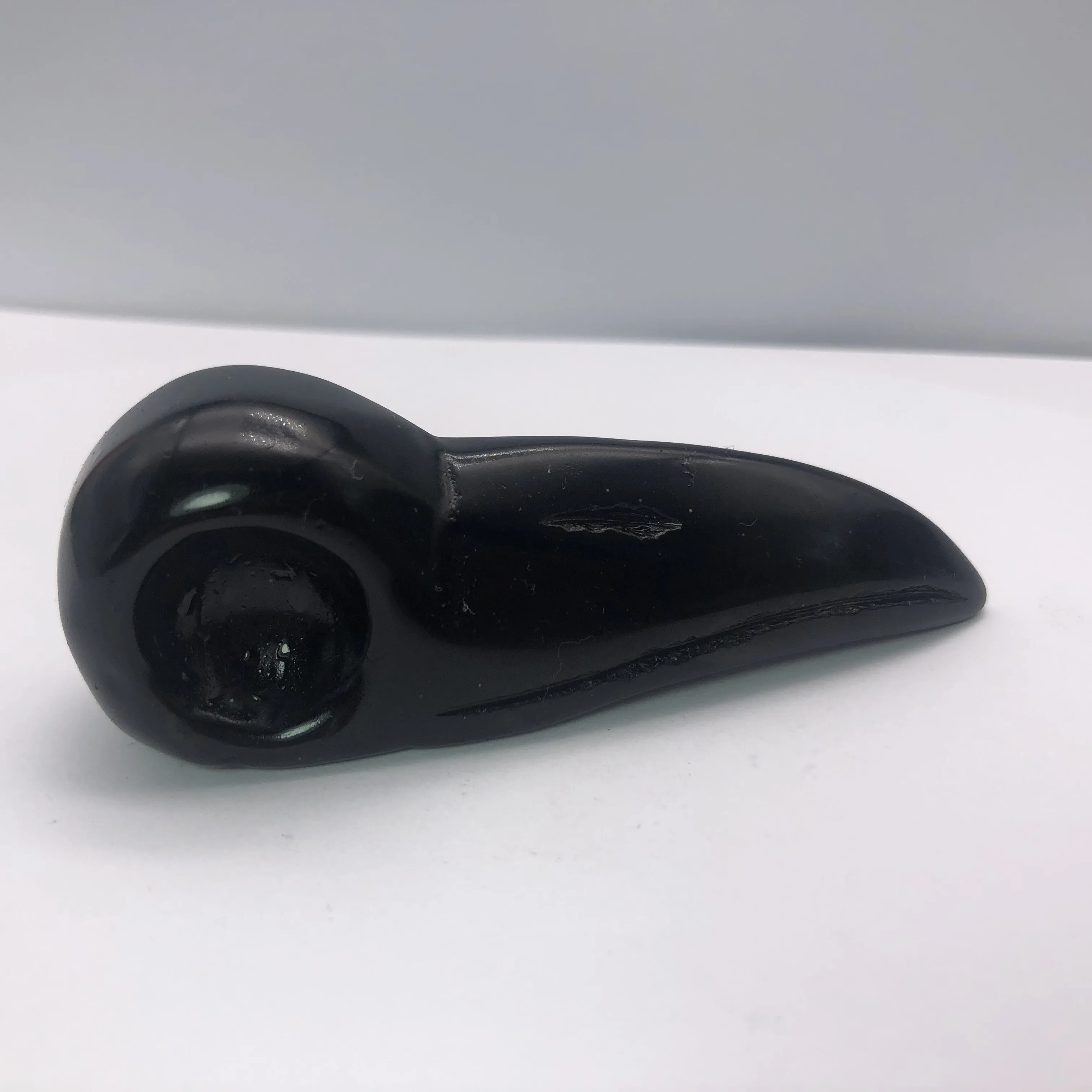 Природный вручную резной черный обсидиан Ворон череп минеральный кристалл