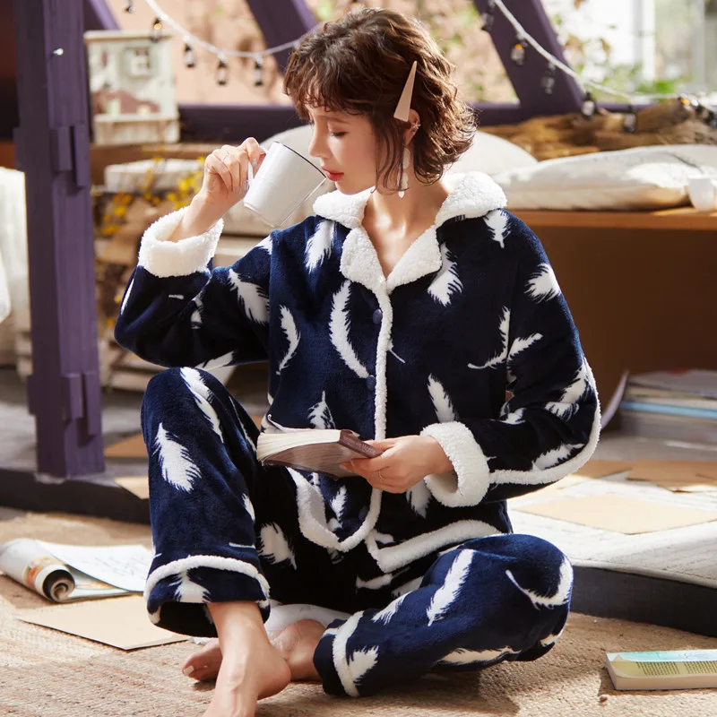 

Winter Warm Flannel Women Pyjamas Sets Thick Coral Pijamas Women fleece pajama thick flannel Long Pajamas Set for Girl