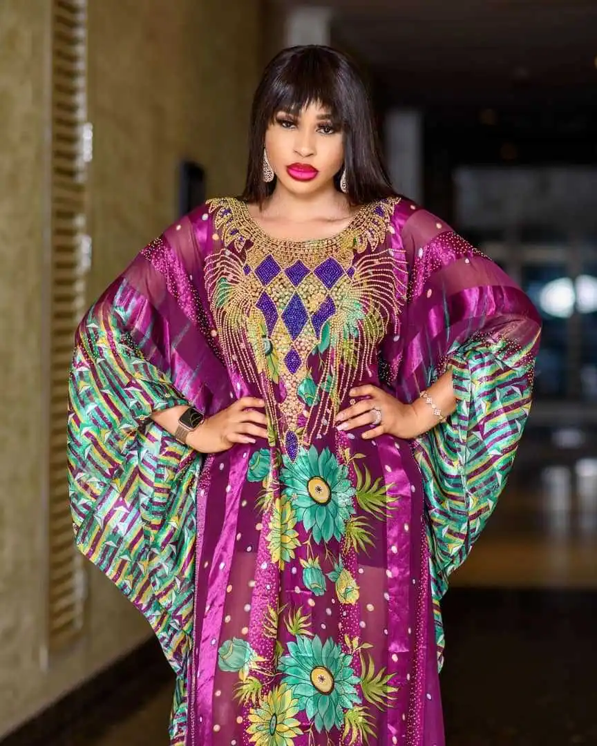 

Plus Size Boubou African Print Striped Dresses For Women Dashiki Hippie Clothes 2021 Fashion Abaya With Brick Embroidery Dresses