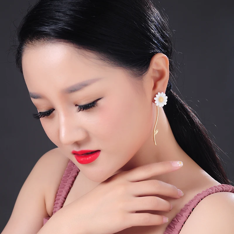 Эмаль маргаритки цветы Ювелирные наборы Асимметричные Висячие серьги золотой