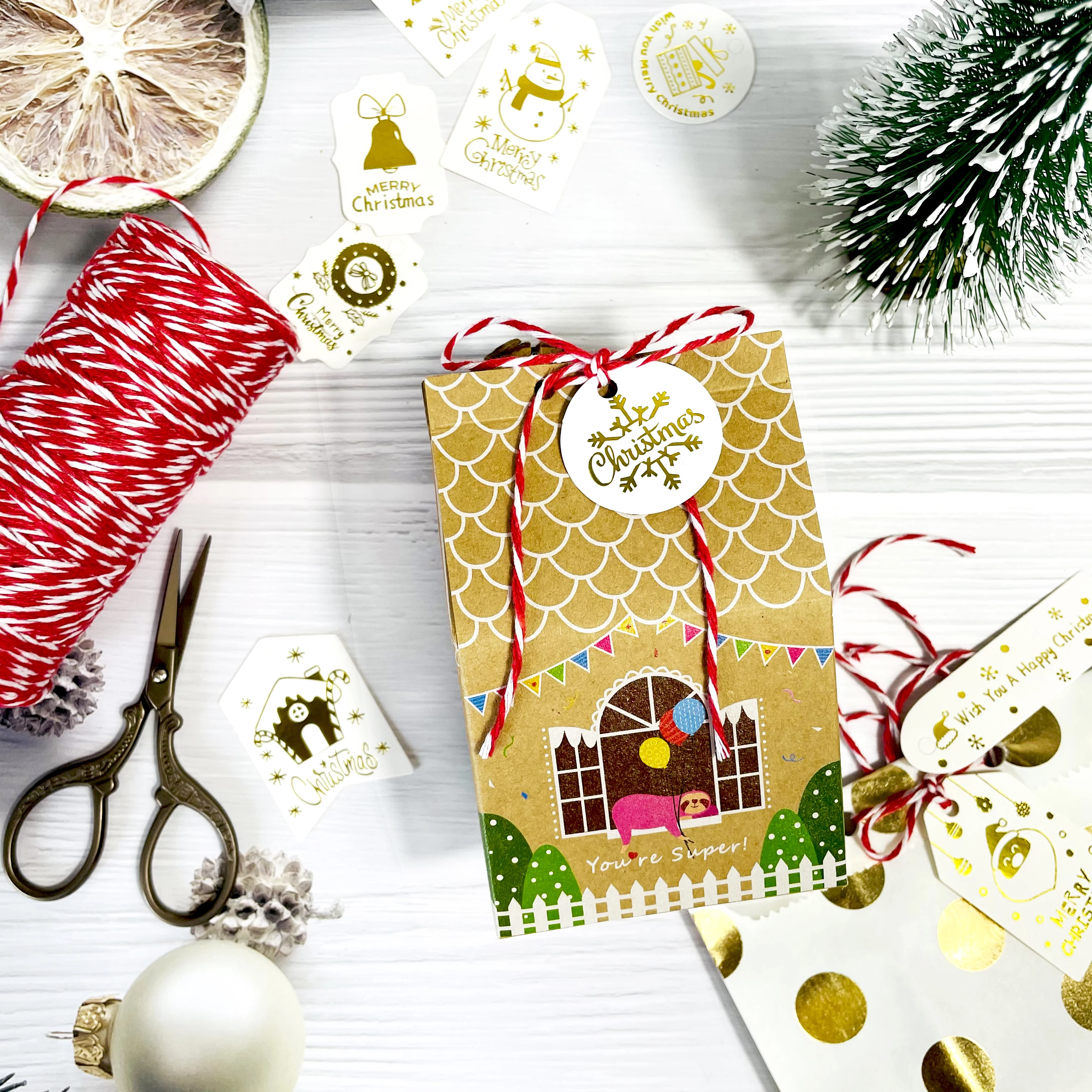 

200sets Merry Chirstmas Bronzing Gift Tag Xmas Tree Decoration Tag Gold Stamping Blocking Holiday Packing Label