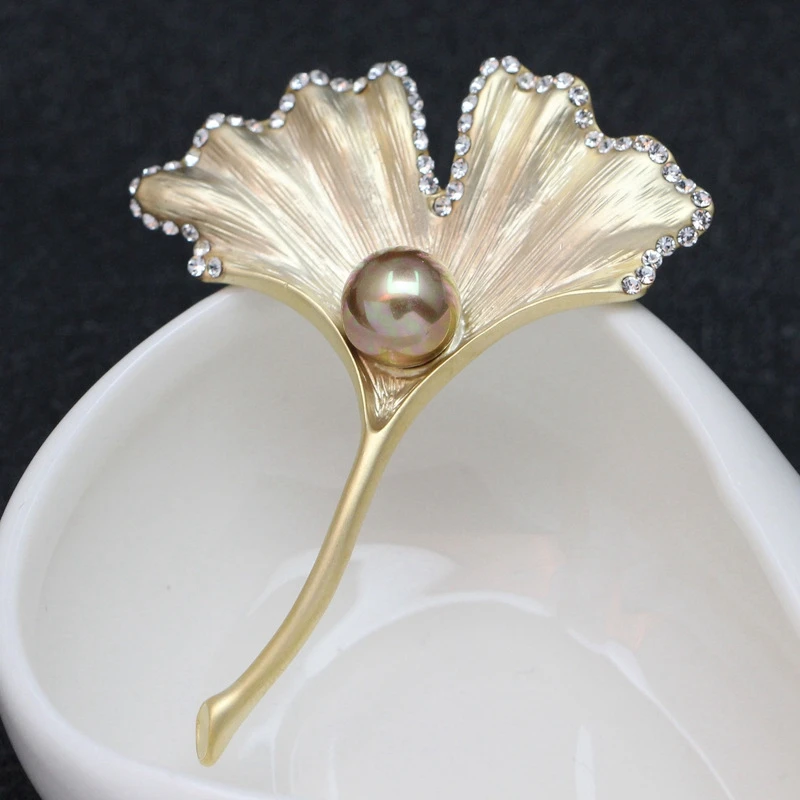 Новые матовые золотые серебряные броши в виде листьев гинкго с искусственным