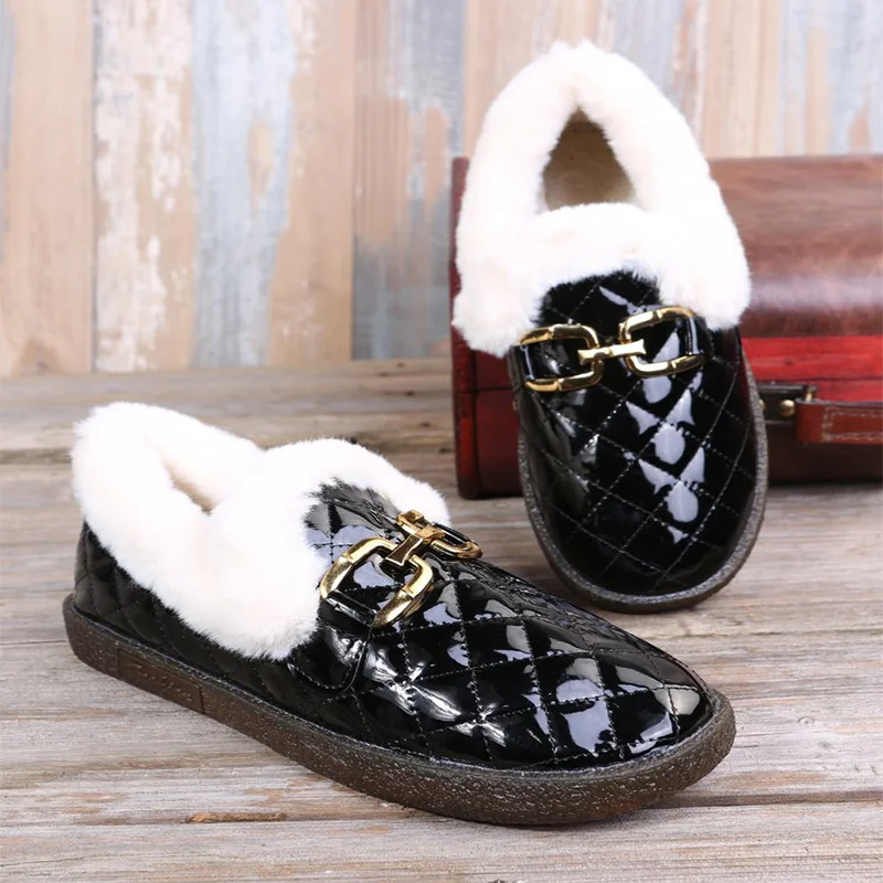 New Sexy Wind Women's Shoes Warm Winter Velvet Girl Flat Shoes Round Head Solid Color Metal Wind Fashion Low-cut Ladies Shoes