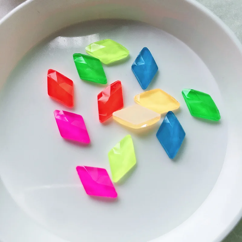 Rhombus Mix color Флуоресцентный мокко Стразы для ногтей со стразами для дизайн ногтей стекло разные формы ювелирные изделия с бриллиантами декоративный камень для ногтей украшения для маникюра 30 шт./лот - Цвет: Rhombus Mix color