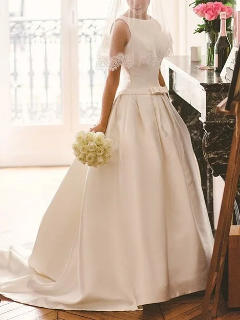 

Optcely Elegant Boat Neck Three Quarter Button A-Line Hall Wedding Dress 2019 Lace Satin Beaded Sweep Train Vestido de Noiva