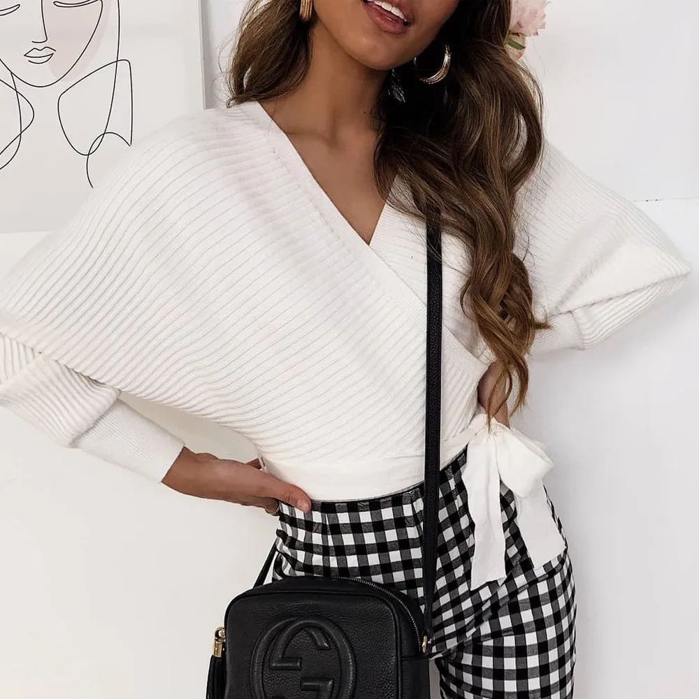 Женский свитер с длинным рукавом однотонный пуловер открытыми плечами в уличном