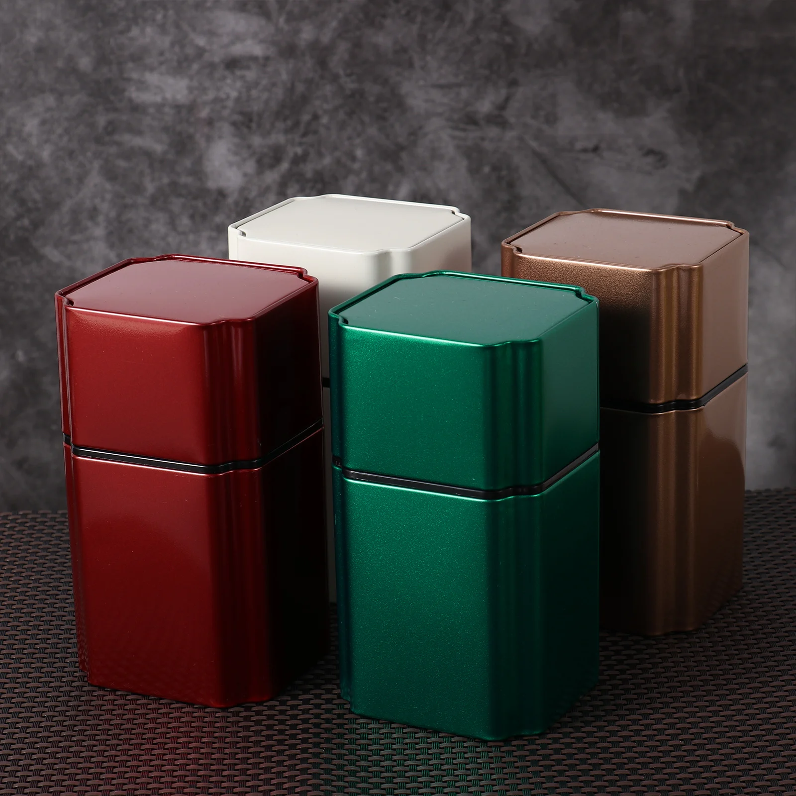 Маленький портативный металлический чайный контейнер с крышкой влагостойкий