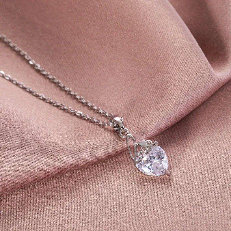 

High Grade Love Zircon Heart Pendant Necklace Stainless Steel Chain For Women Girls Geometric Copper Charms Choker Jewelry Gifts