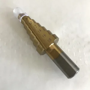 Бесплатная доставка, 1 шт., ступенчатое сверло из быстрорежущей стали 6-18 мм с 7 ступенчатыми канавками, набор корончатых сверл, конусное ступенчатое сверло, набор коронок для отверстий