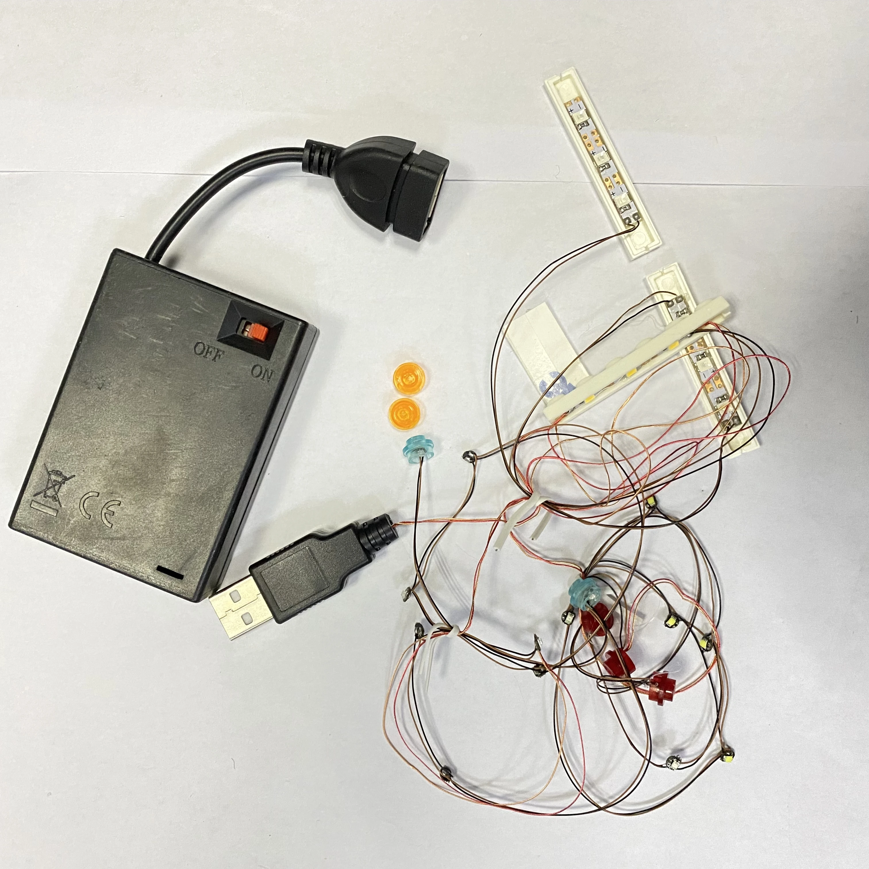 Семейный набор для строительных блоков 42111 (только освещение входит в комплект) -
