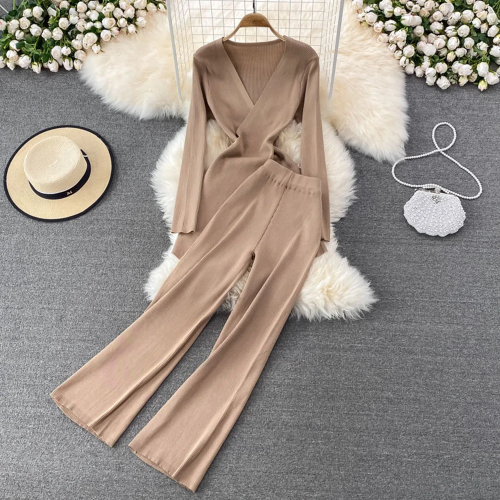 

2022 New V-neck Mid-Length Top +Knit wide leg pants women elastic waist high waist drape straight sets trousers two-piece suit