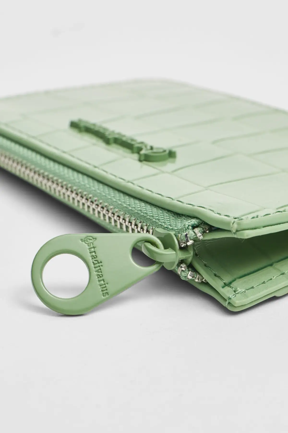 

Women's Green Patent Leather Looking Card Wallet hand bag elegant design daily use, invitation Made in Turkey00646001