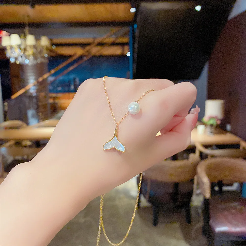 

Elegant Mermaid Tail Necklace with Pearl Lucky Charm White Opal Stone Necklace Choker Titanium Steel Chain Jewelry regalo mujer