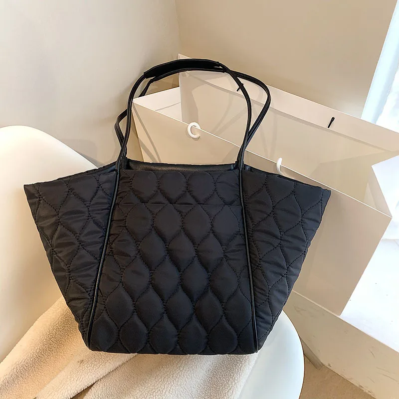 

High-quality Women's Large-capacity Shopping Bags2021Autumn and Winter New Women's Bags Fashion Shoulder Bags All-match Handbags