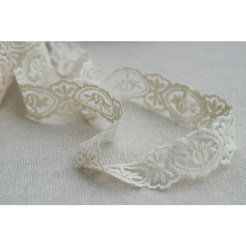 2 ярдов/партия изысканная вышитая кружевная отделка Цветочная ткань