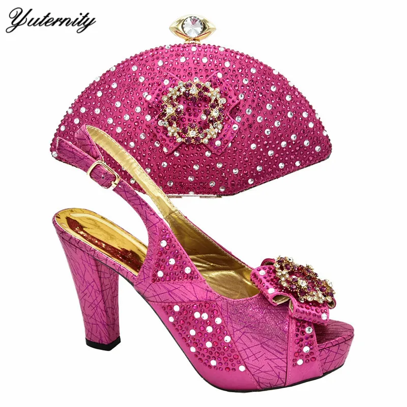 

Latest Woman Italian Crystal Applique Shoes And Bags Sets 2019 Nigerian Party Shoes And Bag Set For Woman Free Shipping DF-883