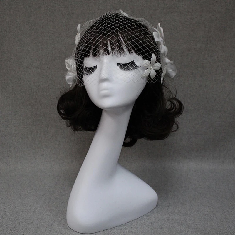 Гребень для волос с белыми цветами невесты и румян Высококачественная прошитая