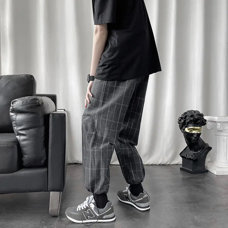 

Plaid Casual Pants Men Korean Fashion Loose Drawstring Straight Leg Pants Men Harajuku Streetwear Retro Wide Leg Trousers Men