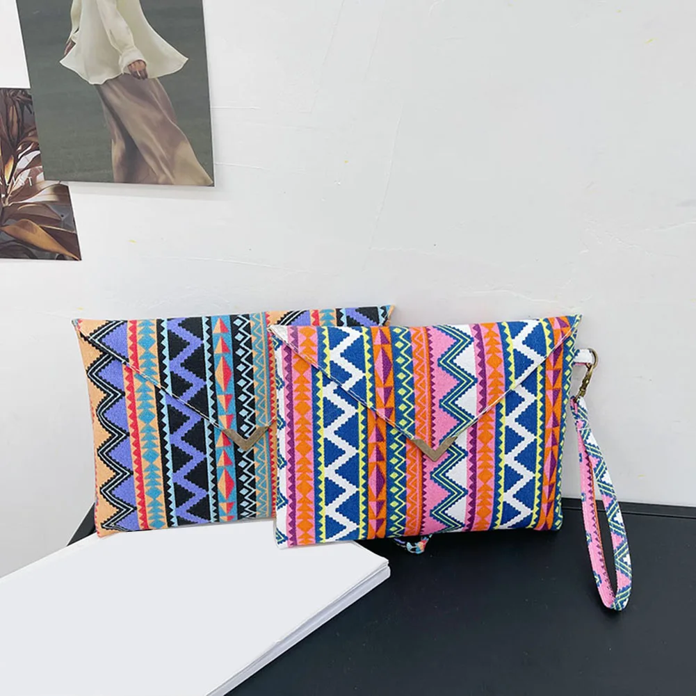 

Винтажном этническом стиле; Танкетка Стиль конверт с ремешком на руку сумки женская повседневная обувь на плоской подошве, из парусины с пр...