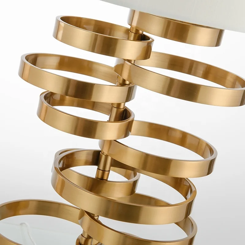 Золотая выдолбленная база современная лампа для спальни гостиной рядом с