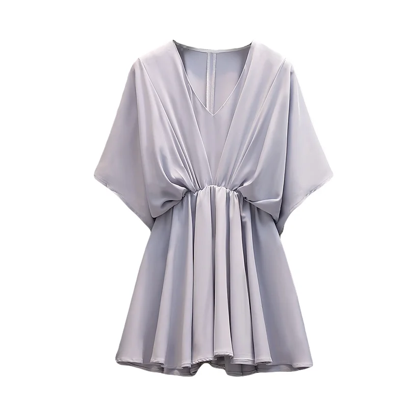 

IEQJ Women Black Casual Elegant Bat Sleeve V-neck Pleated Dress With Waist New V-neck Loose Fit Fashion Tide Spring Autumn 2021