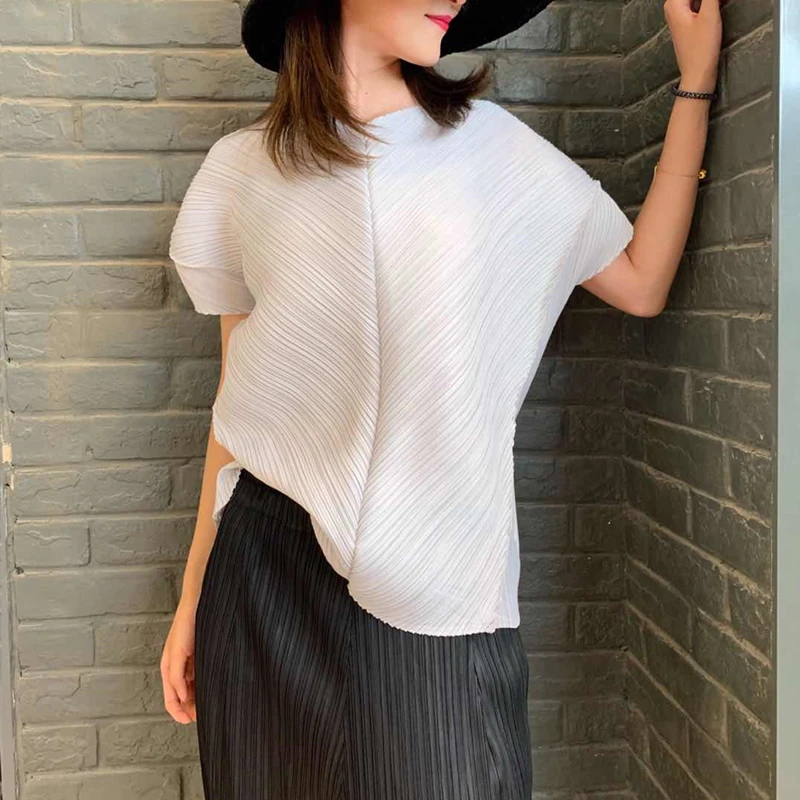 creamy-white Changpleat новые женские футболки Топ Miyak плиссированный модный дизайн свободный v-образный вырез корейский стиль короткий рукав женская футболка Tide - Цвет: creamy-white