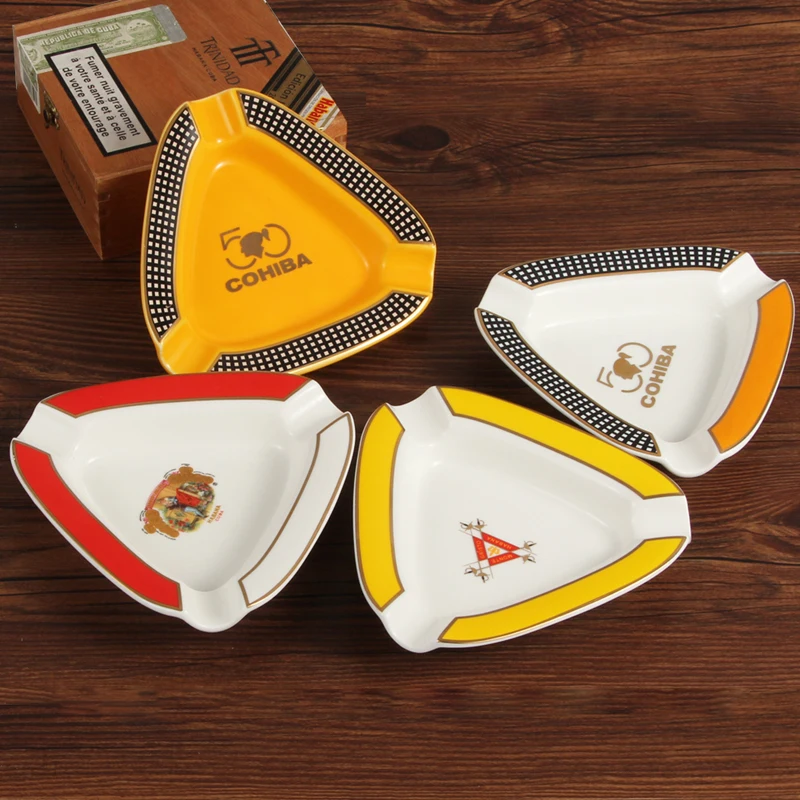 

COHIBA Cigar Ashtray Outdoor Big Ceramic Ashtray 3 Cigars Holder Stand Ash Tray Luxury Table Cenicero Cigar Gadgets