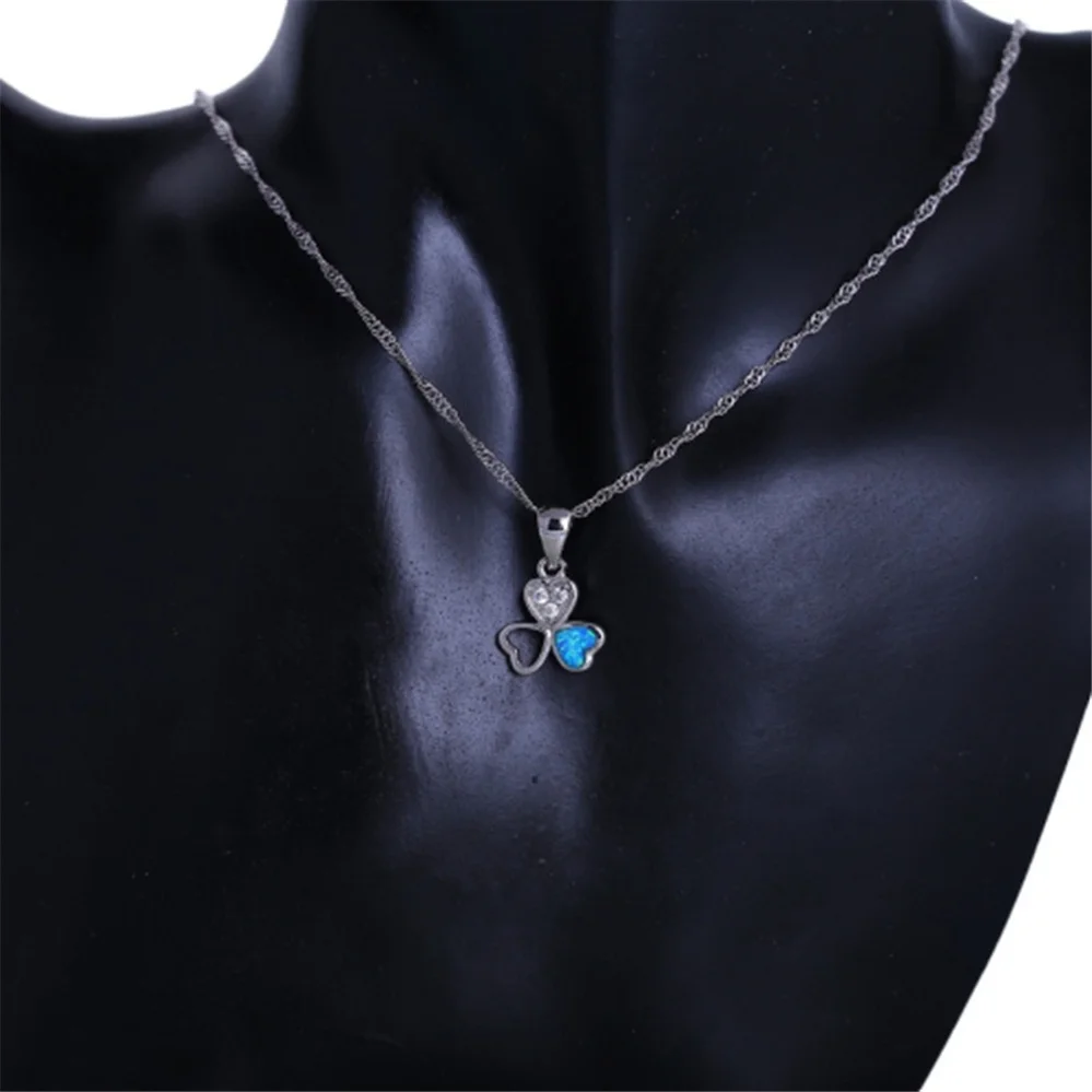 

Trendy Fashion Heart-shaped Romantic Four-leaf Clover Ladies Necklace Valentine's Day Gift Anniversary Jewelry Wholesale