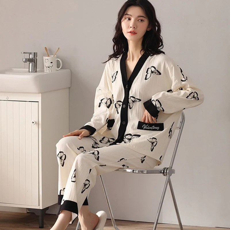 

2021 Women's Pajamas Set V Neck Long Sleeve 2 Pcs Ladies Pijama Suit Cotton Print Spring Autumn Homewear Sleepwear for Female