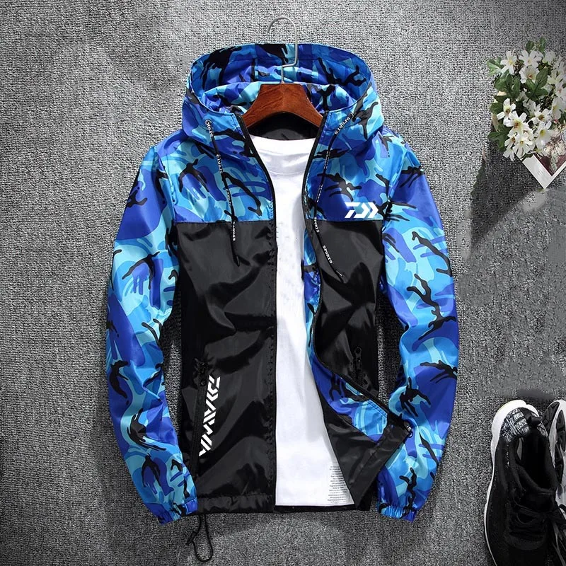 

Мужская камуфляжная куртка с капюшоном для занятий спортом на открытом воздухе