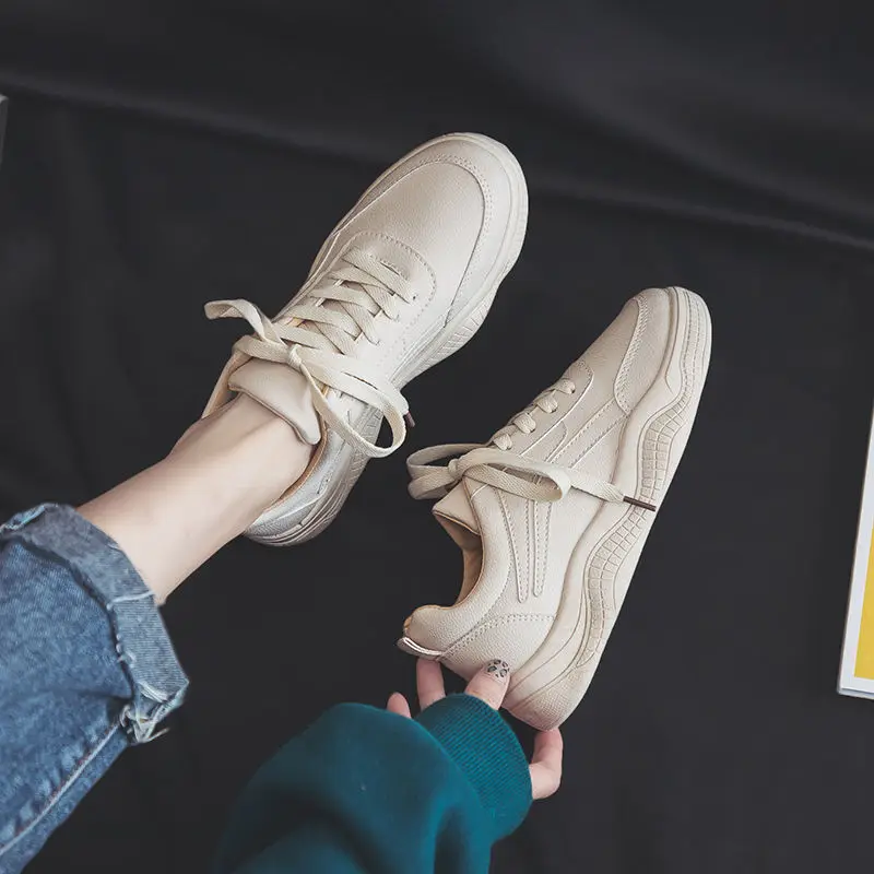 Женская спортивная обувь новая зимняя повседневная Корейская на плоской подошве