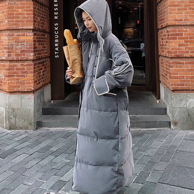 Пальто женское средней длины с капюшоном модное свободное утепленное пальто