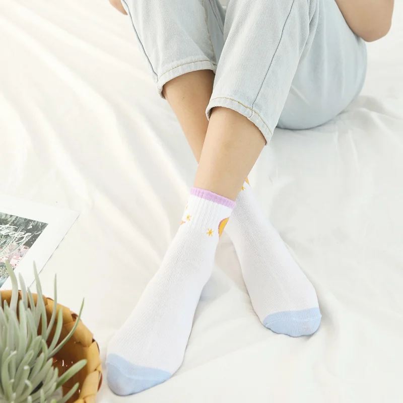 

Hot 5 Pairs Autumn Winter Cotton Sweat-absorbent Tube Socks Variety Of Printed Warm Socks Women Socks Suit