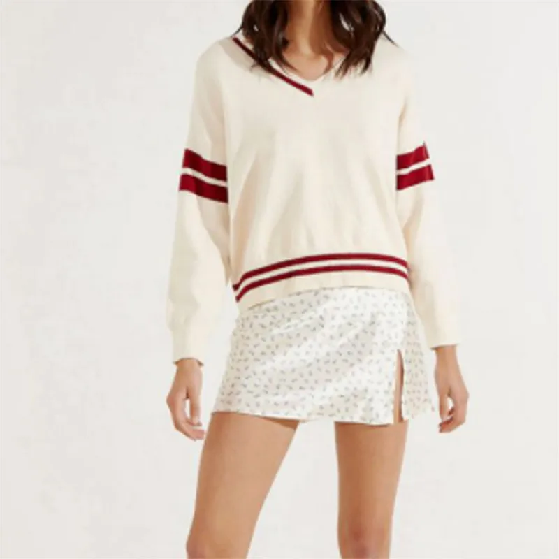

Fashion Autumn Woman Sweaters 2021 Casual Loose Pullover Knitted Sweaters V-Neck Knitwear Streetwear