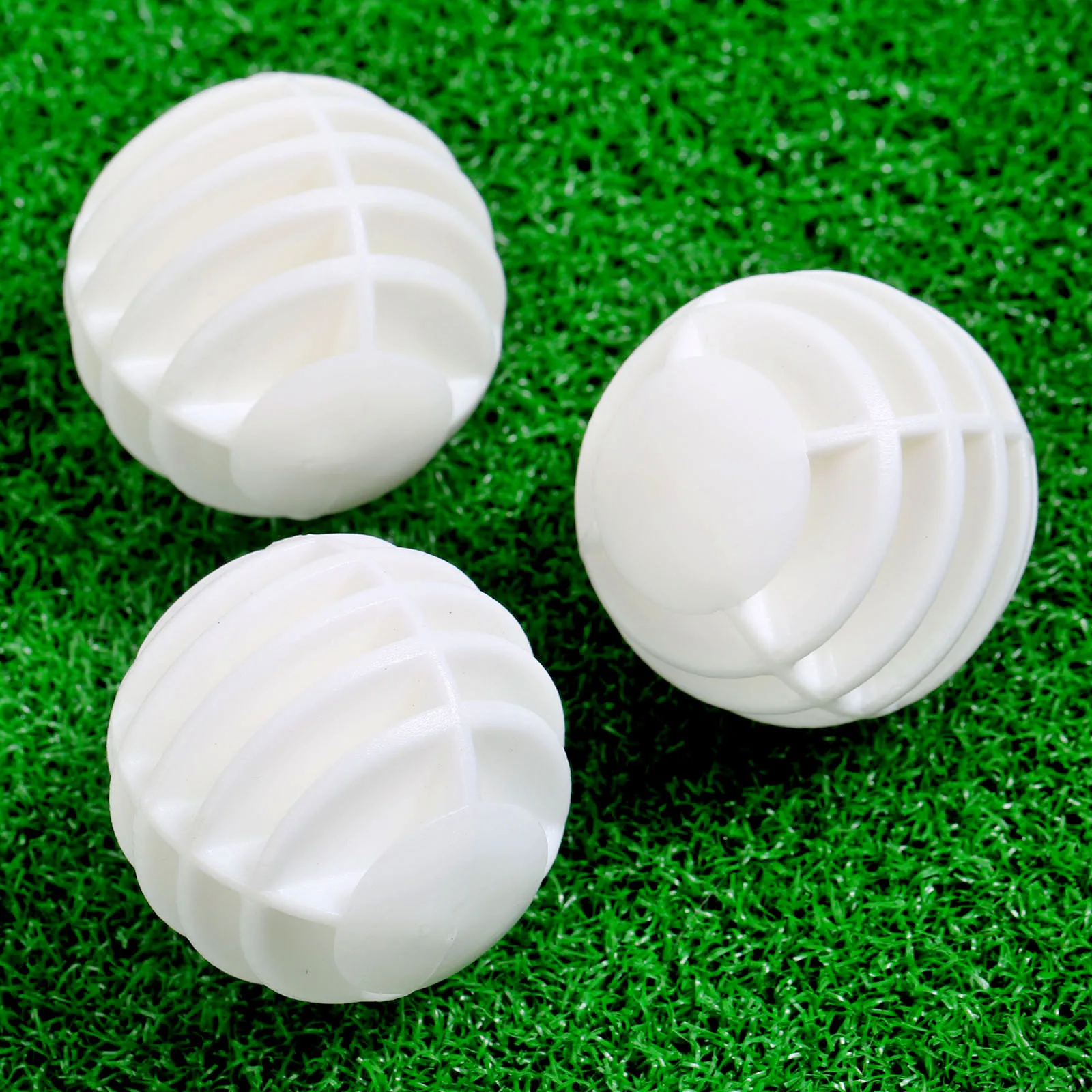 

Пластиковые Полые мячи для гольфа, 12 шт., тренировочные мячи для начинающих, для игры в гольф, подходит для использования в помещении и на ули...