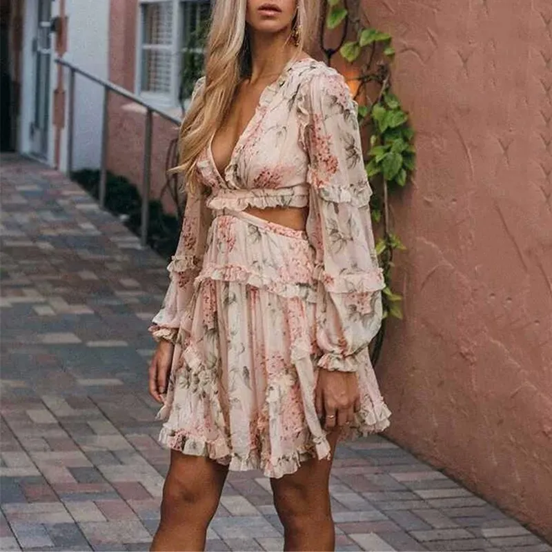 Фото Sexy Print Dress Female Chiffon V Neck Hollow Out Lantern Sleeve High Waist Mini Dresses Summer Fashion Sweet New Женская одежда Sexy Print Dress Female Chiffon V Neck Hollow Out Lantern Sleeve High Waist Mini Dresses Summer Fashion Sweet New Женская одежда