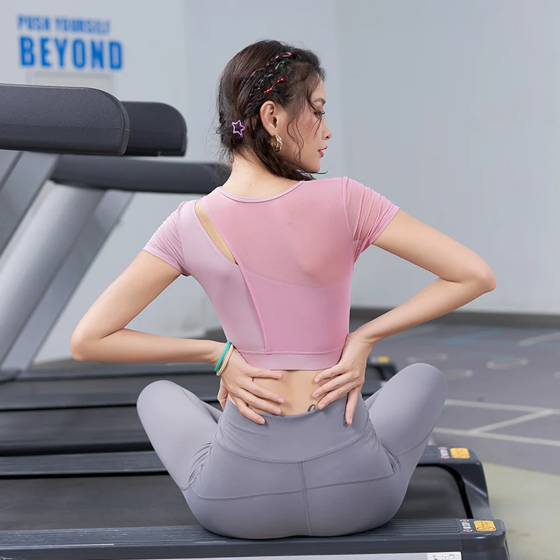 

Спортивная куртка женская летняя тонкая быстросохнущая дышащая одежда для йоги футболка с коротким рукавом приталенная одежда для бега фи...