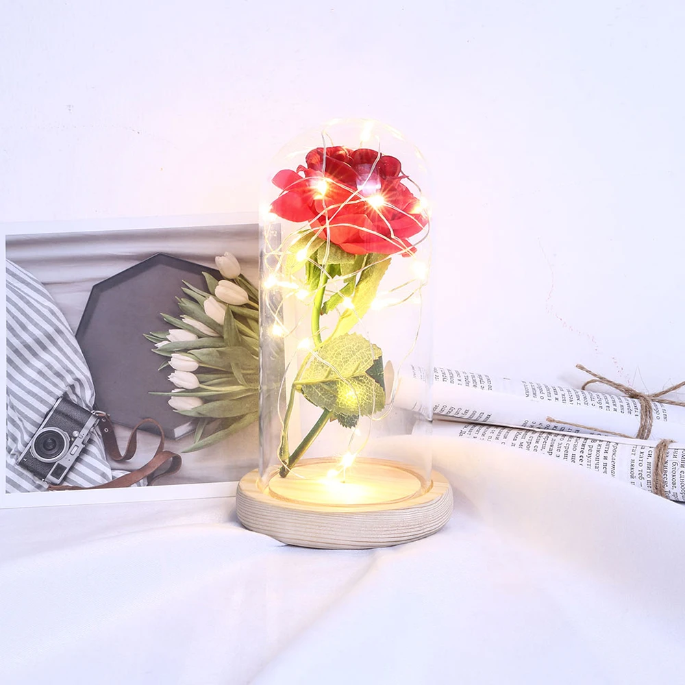 Цветок красная роза в стеклянном куполе деревянная основа светодиодная лампа