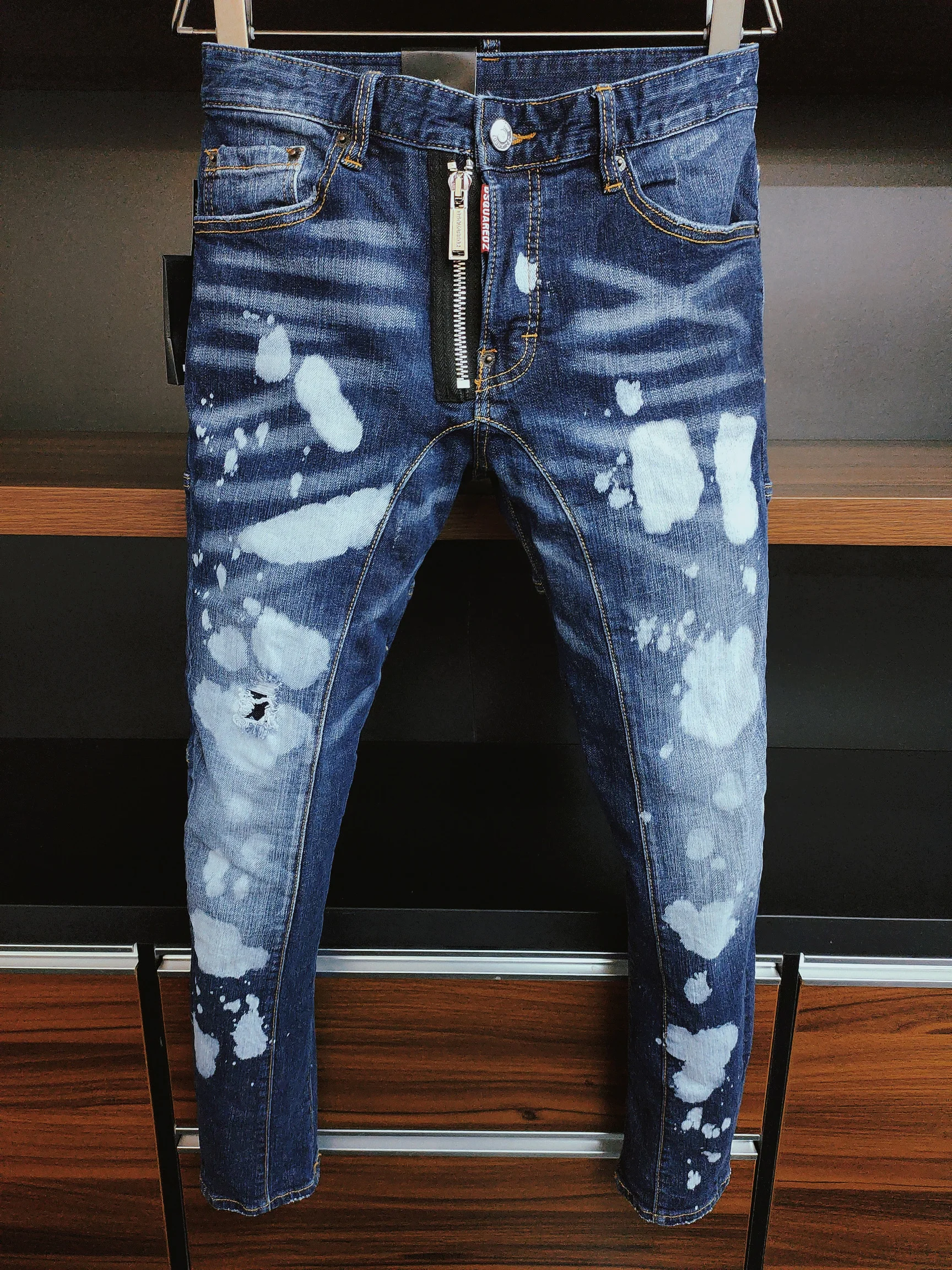 

DSQUARED2 Italy brand mens Biker jeans pants Men Skinny Stretch jeans denim trousers zipper Hip hop Pencil Pants jeans for men