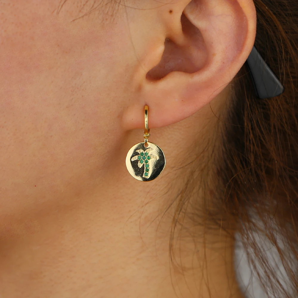 Женские серьги подвески с золотым наполнителем круглые зеленым и белым