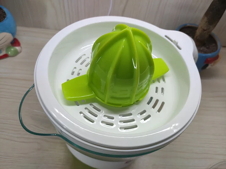 

Household electric orange juice squeezer squeezes lemon, orange, willow, orange, orange, original juicer cup 220V