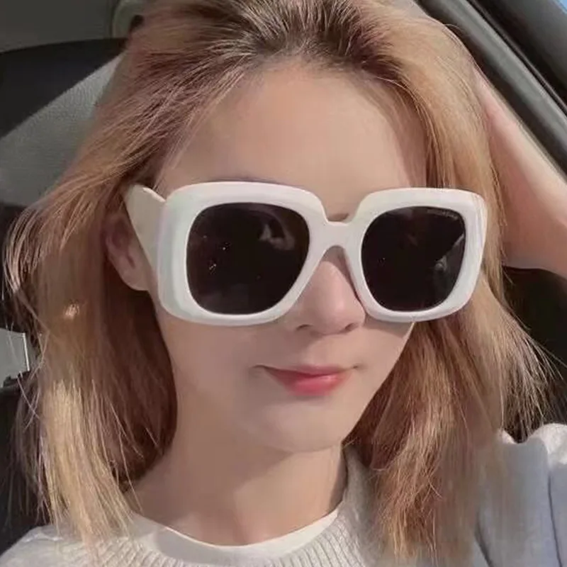 

Oversized Square Frame Women Men Sunglasses Gray Green Lens UV400 Eye Protection Girl Sexy Ladies Outdoor Eyewear